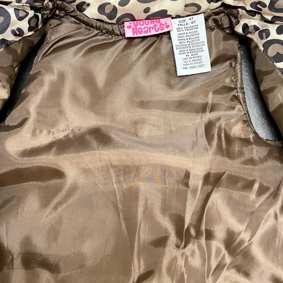 Young Hearts Vest - Picture 3 of 4